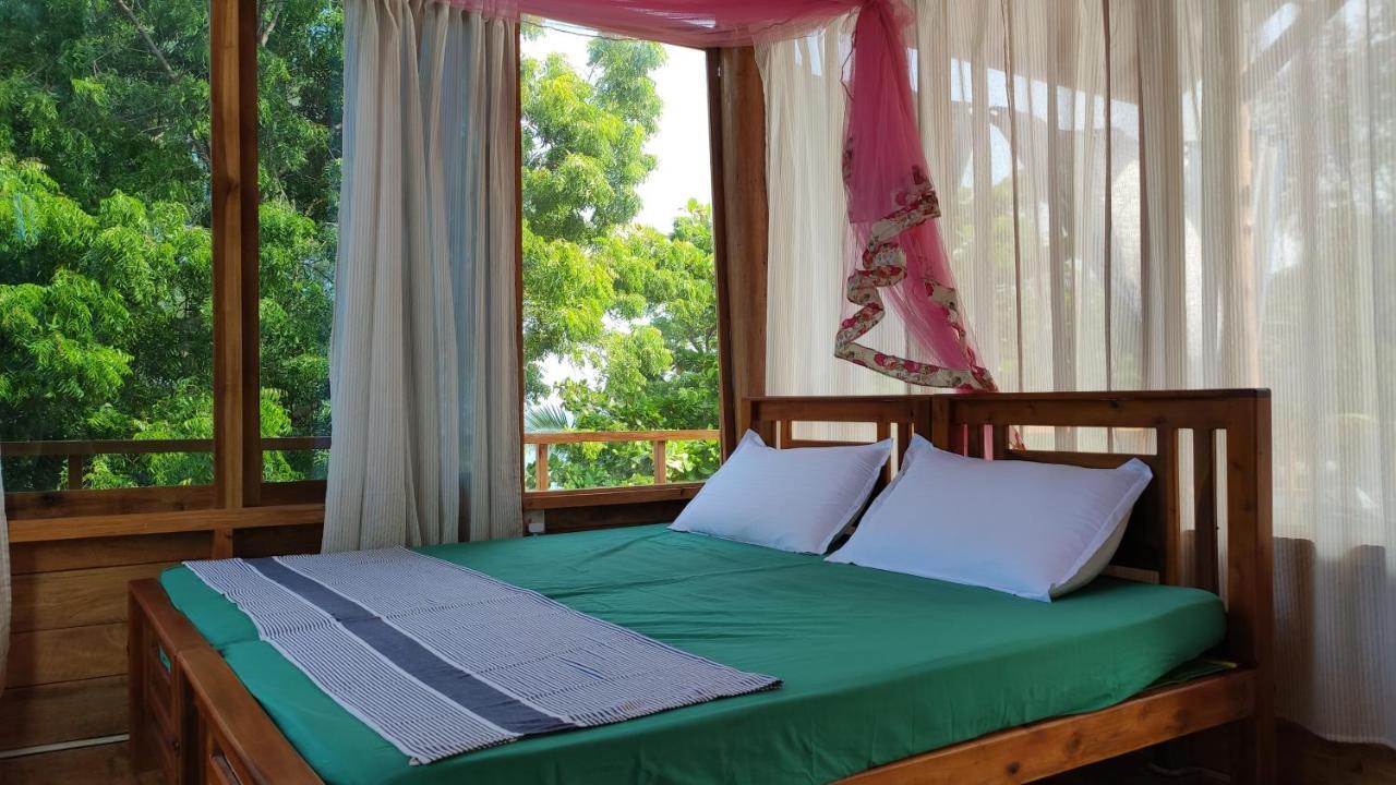 Surf Beach Hotel アルガムベイ エクステリア 写真
